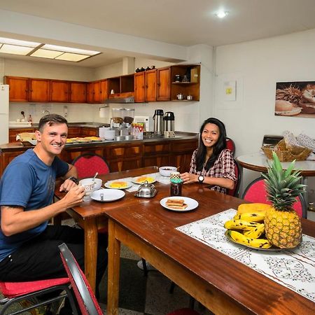 Hostal La Pinta Bogotá Dış mekan fotoğraf