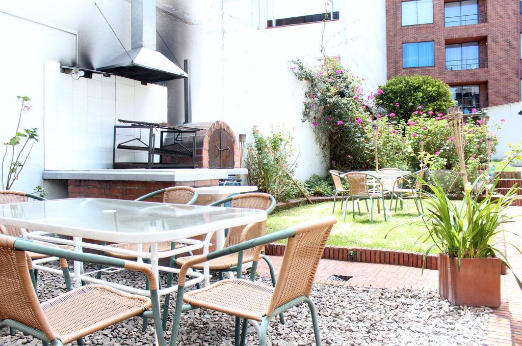 Hostal La Pinta Bogotá Dış mekan fotoğraf
