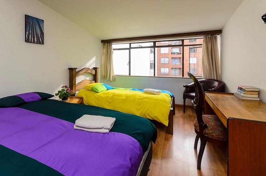 Hostal La Pinta Bogotá Dış mekan fotoğraf