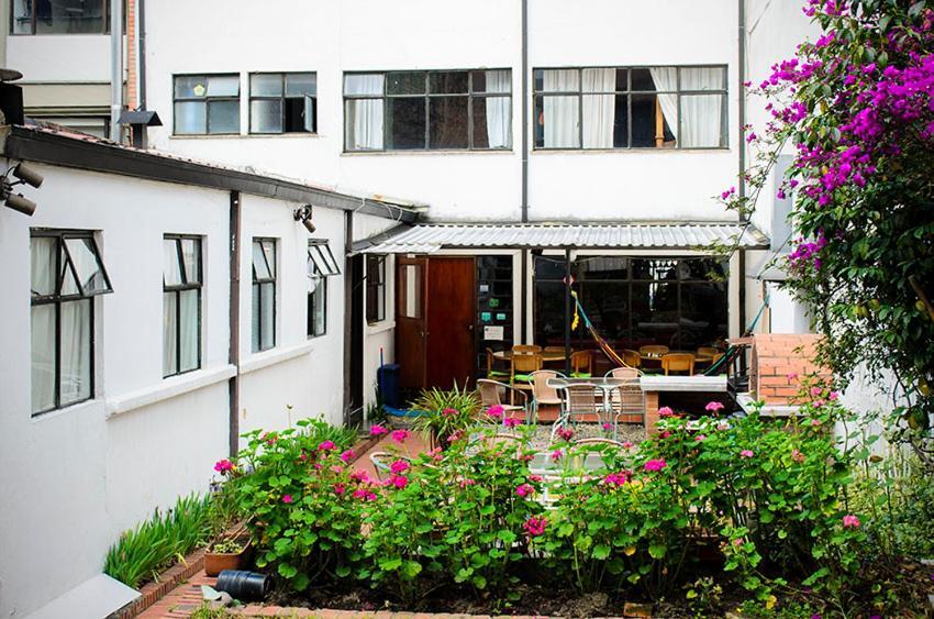 Hostal La Pinta Bogotá Dış mekan fotoğraf